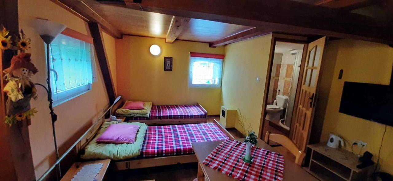 Orzechowy Dworek Нови-Двур-Ґданьскі Екстер'єр фото